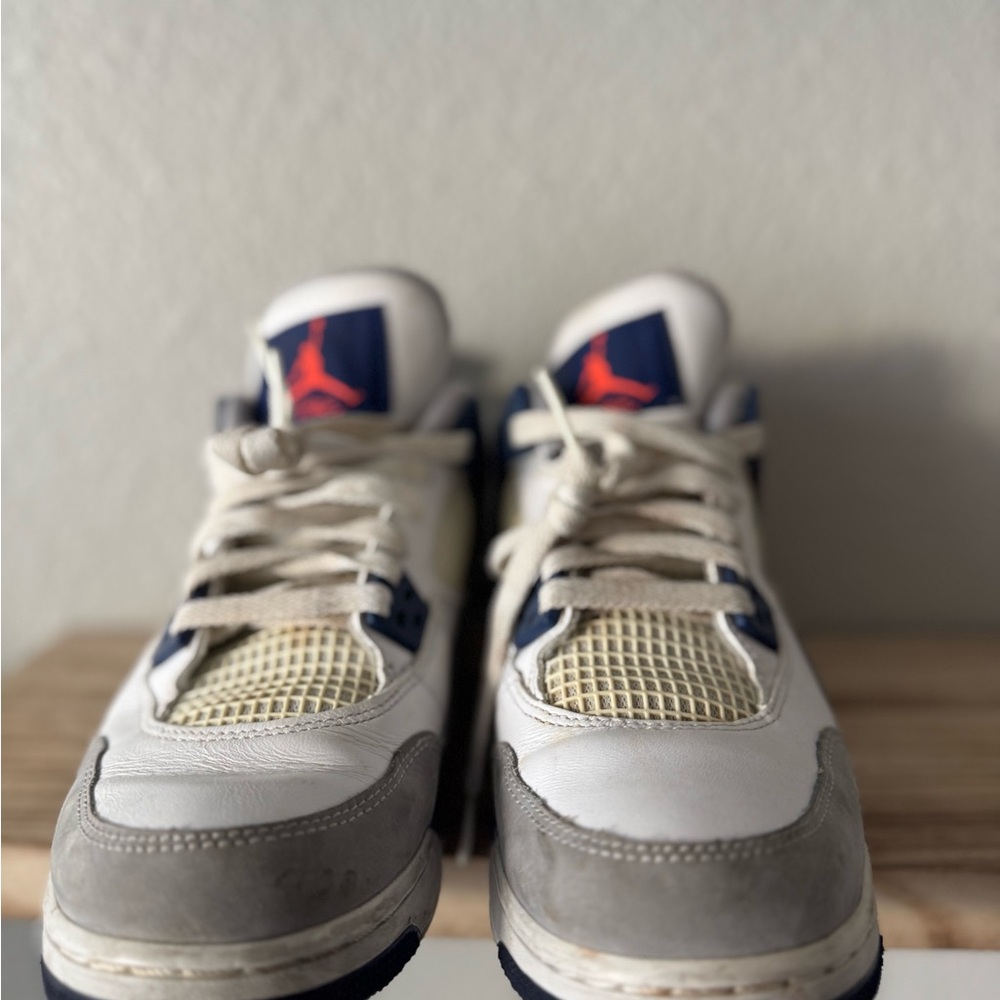 Men's White and Gray Sneakers